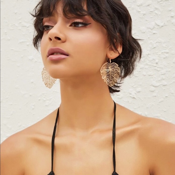 Jewelry - • Sienna • Leaf Drop Earrings